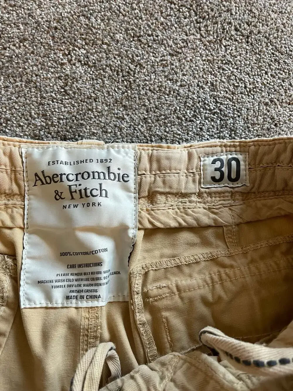 Abercrombie & Fitch Cargo Shorts Size 30 Tan Cotton Y2K